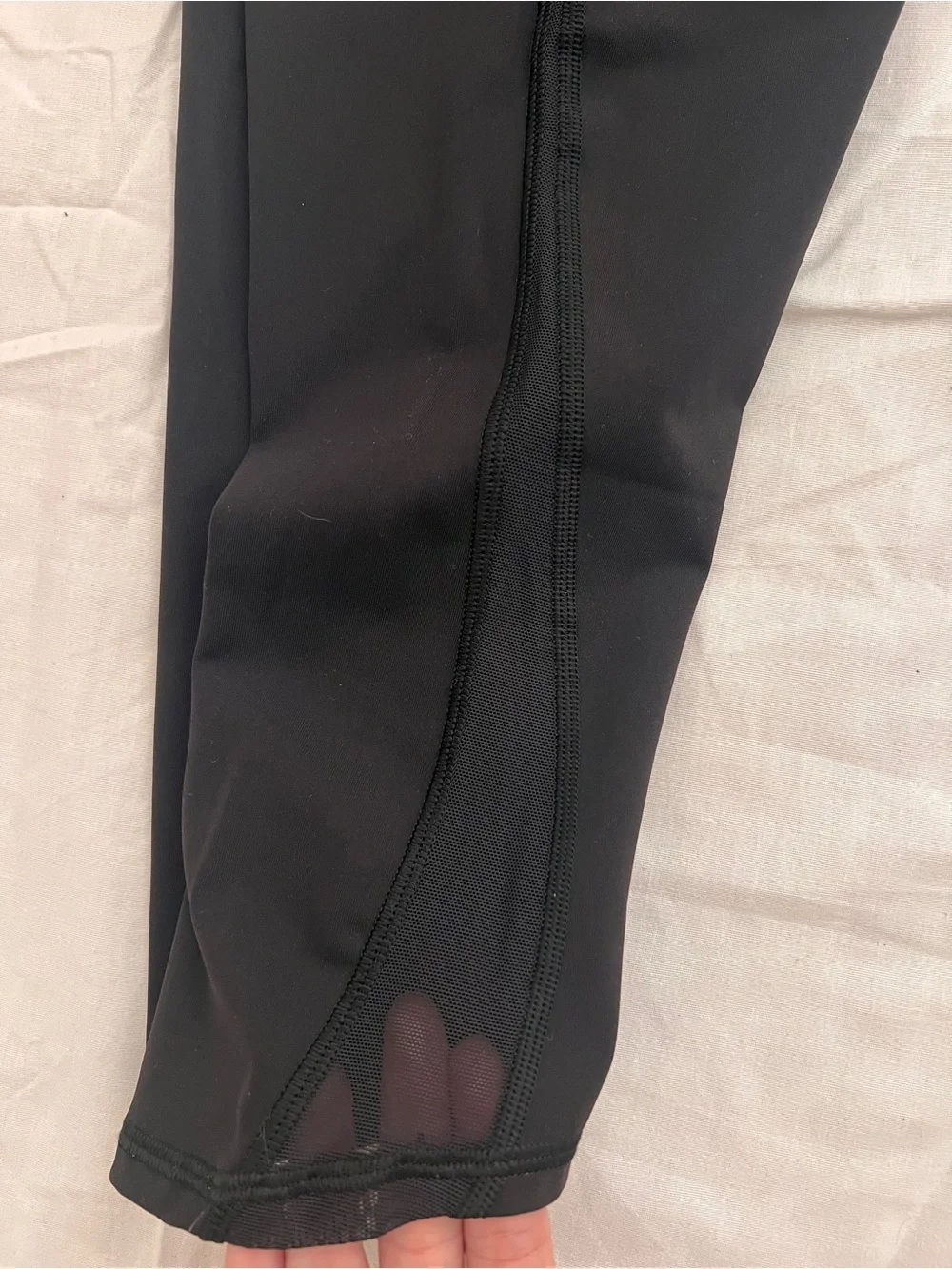 2 Lululemon Women’s High-Waist Black Active Capri Leggings size 4